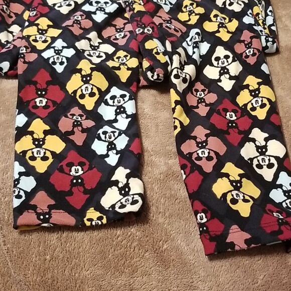 🙎‍♀️ ladies Mickey Mouse lularoe leggings - Picture 3 of 3